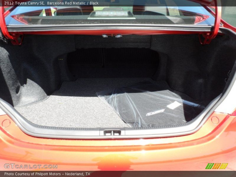 Barcelona Red Metallic / Black 2012 Toyota Camry SE