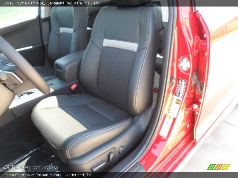 Barcelona Red Metallic / Black 2012 Toyota Camry SE