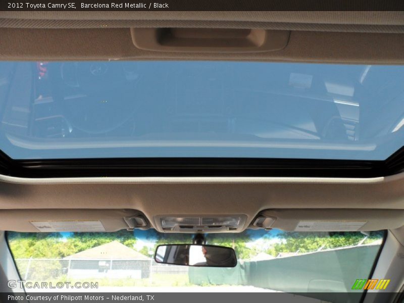 Barcelona Red Metallic / Black 2012 Toyota Camry SE