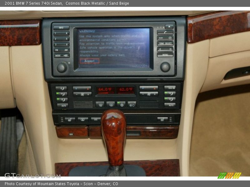 Cosmos Black Metallic / Sand Beige 2001 BMW 7 Series 740i Sedan