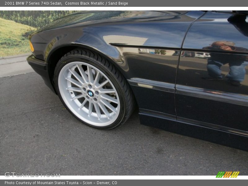 Cosmos Black Metallic / Sand Beige 2001 BMW 7 Series 740i Sedan
