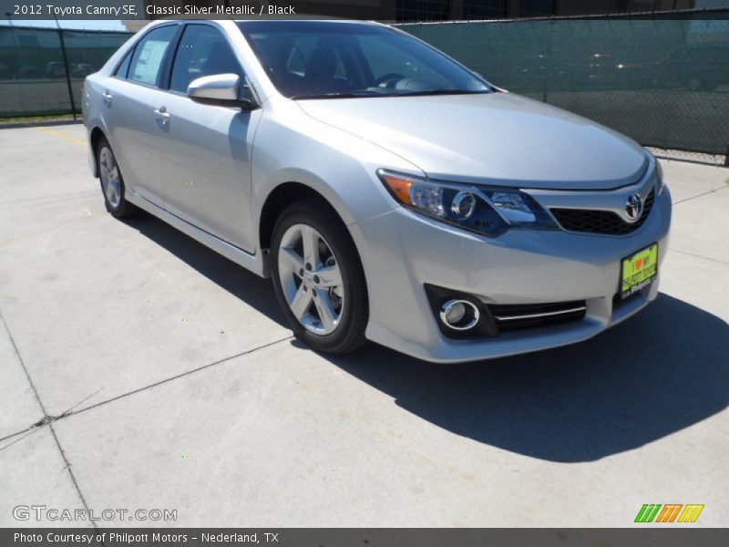 Classic Silver Metallic / Black 2012 Toyota Camry SE