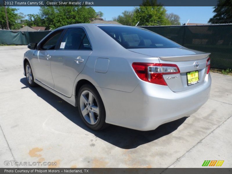 Classic Silver Metallic / Black 2012 Toyota Camry SE