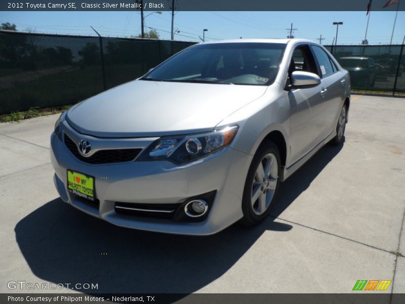 Classic Silver Metallic / Black 2012 Toyota Camry SE