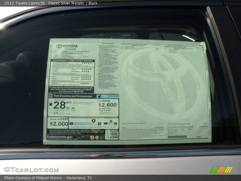 Classic Silver Metallic / Black 2012 Toyota Camry SE