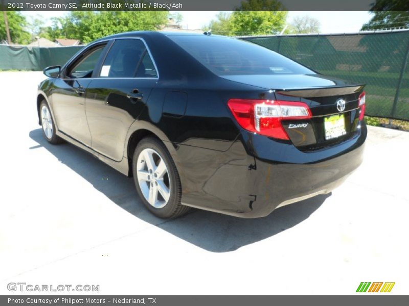 Attitude Black Metallic / Black/Ash 2012 Toyota Camry SE