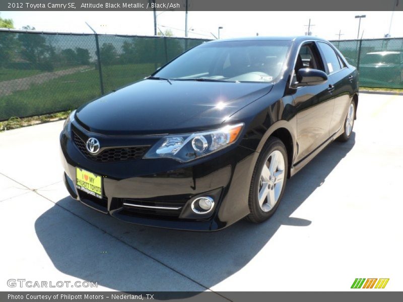 Attitude Black Metallic / Black/Ash 2012 Toyota Camry SE