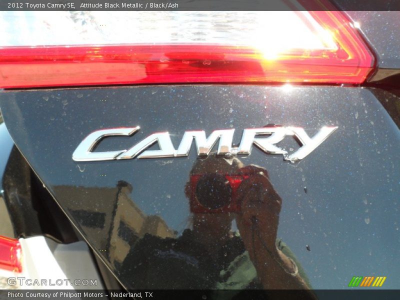 Attitude Black Metallic / Black/Ash 2012 Toyota Camry SE