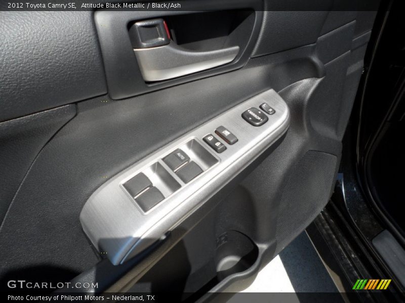Attitude Black Metallic / Black/Ash 2012 Toyota Camry SE