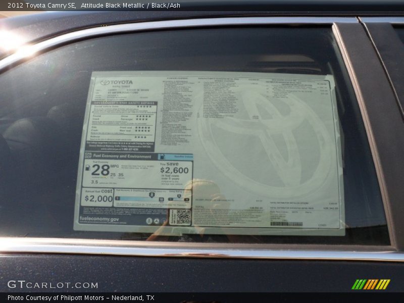Attitude Black Metallic / Black/Ash 2012 Toyota Camry SE