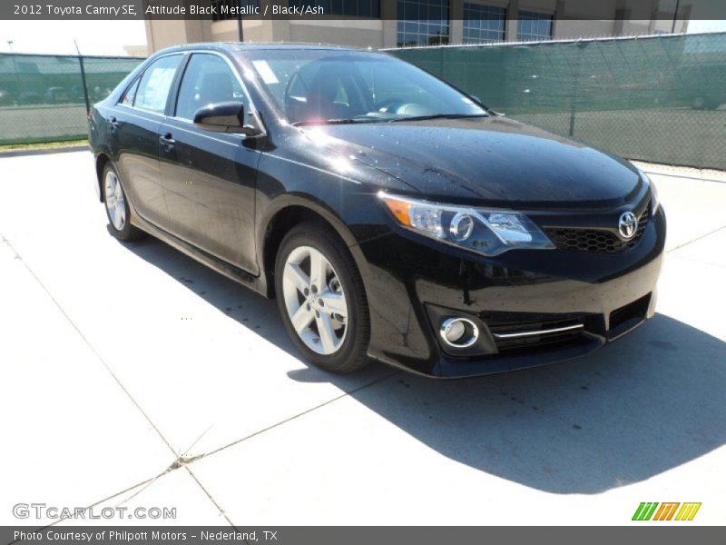 Attitude Black Metallic / Black/Ash 2012 Toyota Camry SE