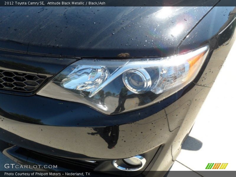 Attitude Black Metallic / Black/Ash 2012 Toyota Camry SE