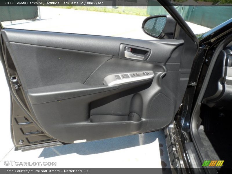 Attitude Black Metallic / Black/Ash 2012 Toyota Camry SE