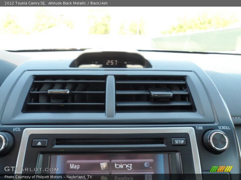 Attitude Black Metallic / Black/Ash 2012 Toyota Camry SE