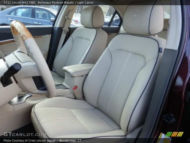 Bordeaux Reserve Metallic / Light Camel 2012 Lincoln MKZ FWD