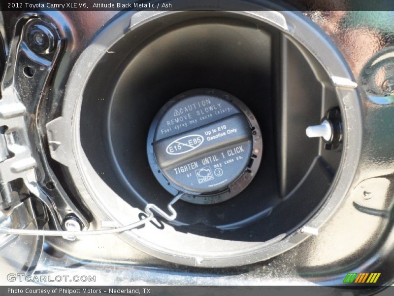 Attitude Black Metallic / Ash 2012 Toyota Camry XLE V6