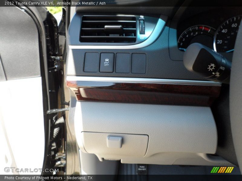 Attitude Black Metallic / Ash 2012 Toyota Camry XLE V6