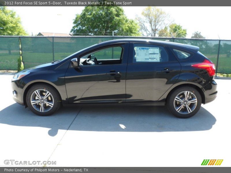 Tuxedo Black Metallic / Two-Tone Sport 2012 Ford Focus SE Sport 5-Door