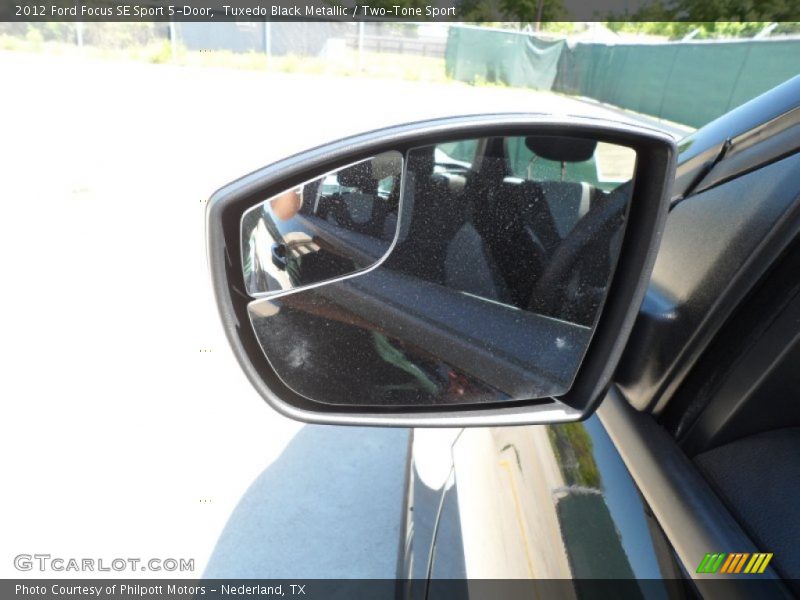 Tuxedo Black Metallic / Two-Tone Sport 2012 Ford Focus SE Sport 5-Door
