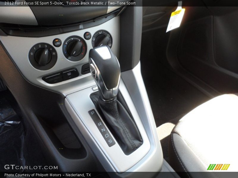  2012 Focus SE Sport 5-Door 6 Speed PowerShift Automatic Shifter