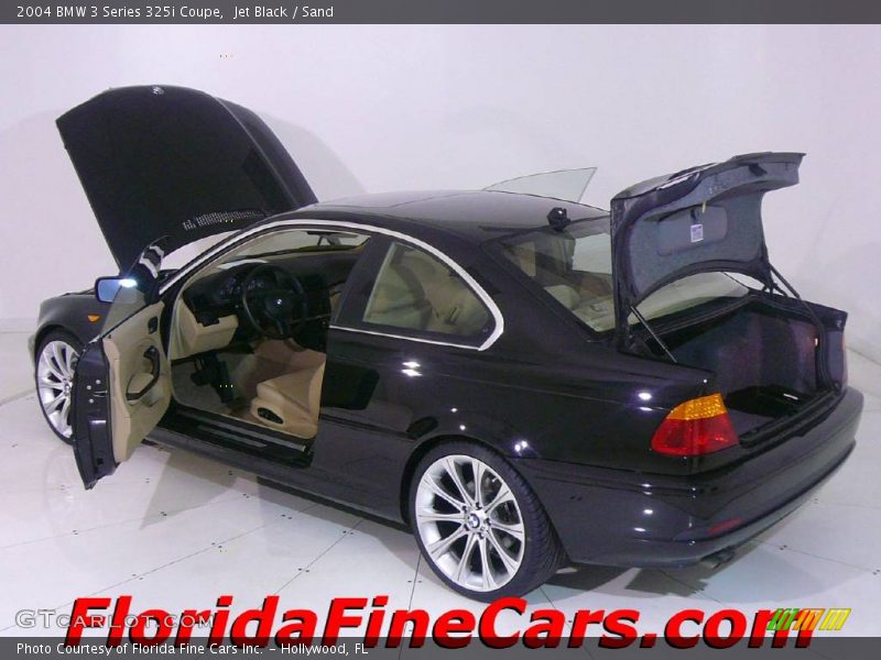 Jet Black / Sand 2004 BMW 3 Series 325i Coupe