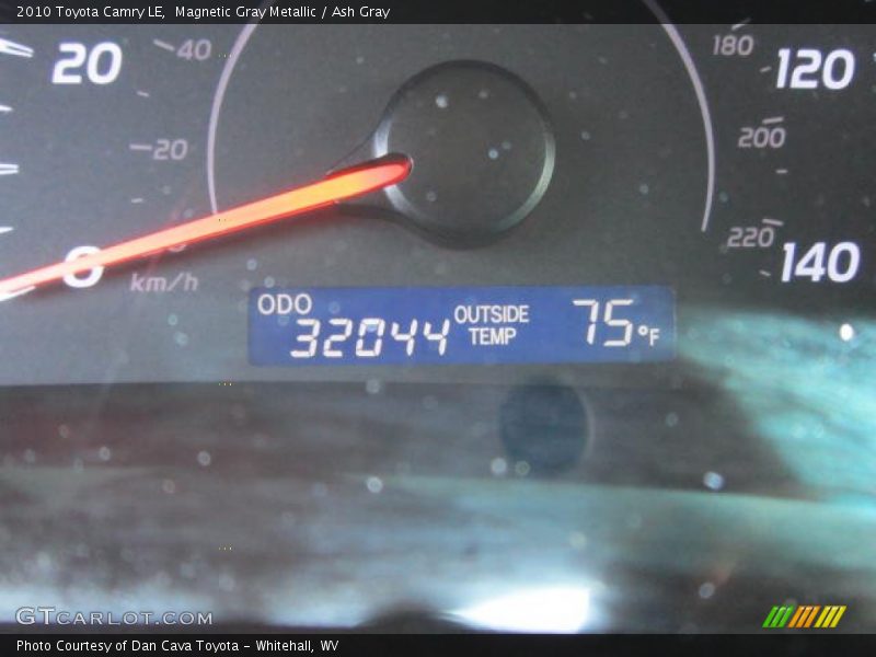 Magnetic Gray Metallic / Ash Gray 2010 Toyota Camry LE