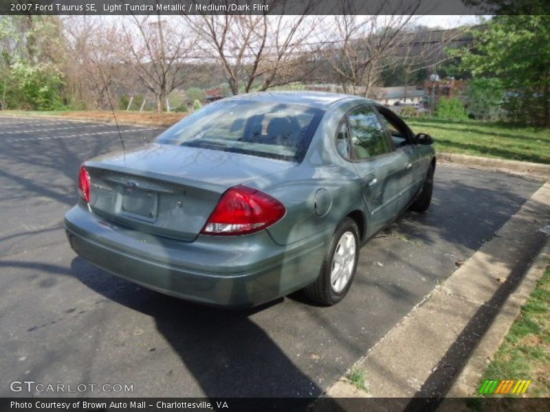 Light Tundra Metallic / Medium/Dark Flint 2007 Ford Taurus SE