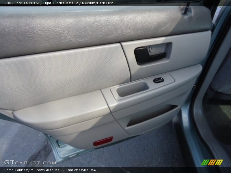 Light Tundra Metallic / Medium/Dark Flint 2007 Ford Taurus SE
