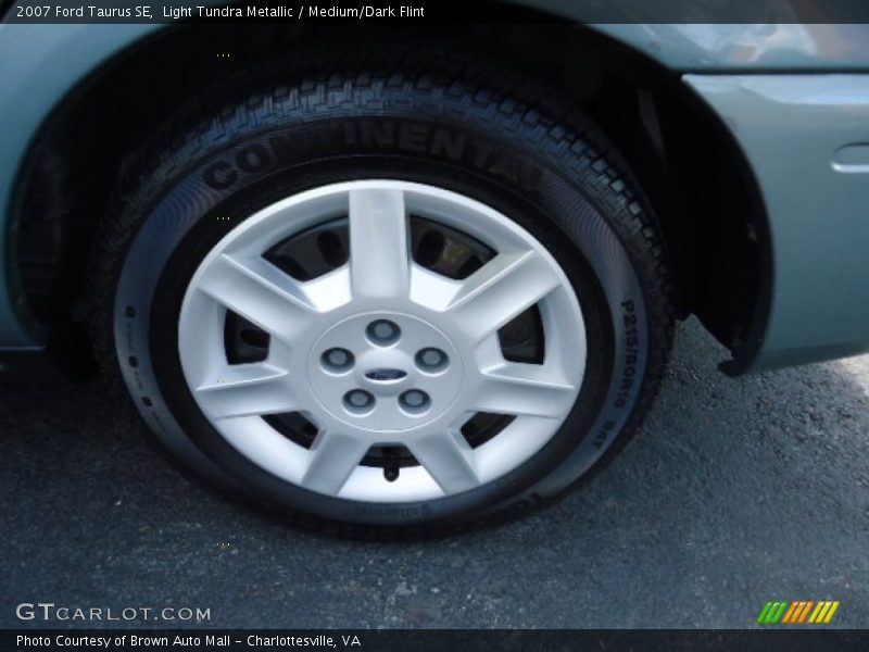 Light Tundra Metallic / Medium/Dark Flint 2007 Ford Taurus SE