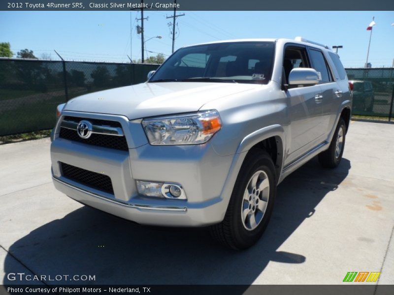 Classic Silver Metallic / Graphite 2012 Toyota 4Runner SR5