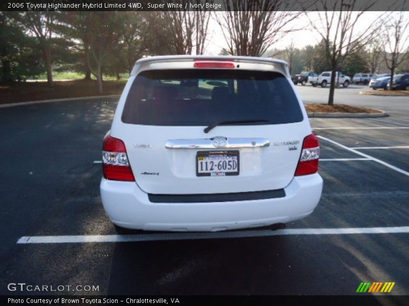 Super White / Ivory Beige 2006 Toyota Highlander Hybrid Limited 4WD