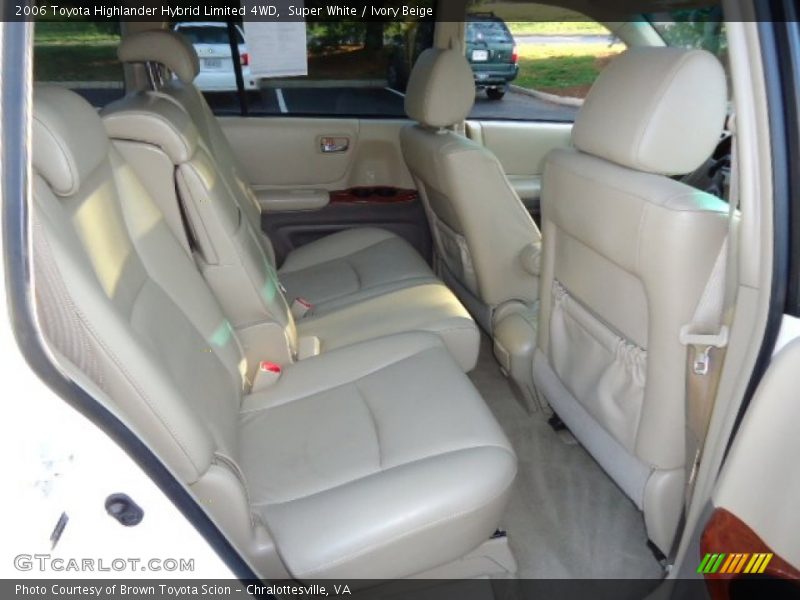 Super White / Ivory Beige 2006 Toyota Highlander Hybrid Limited 4WD