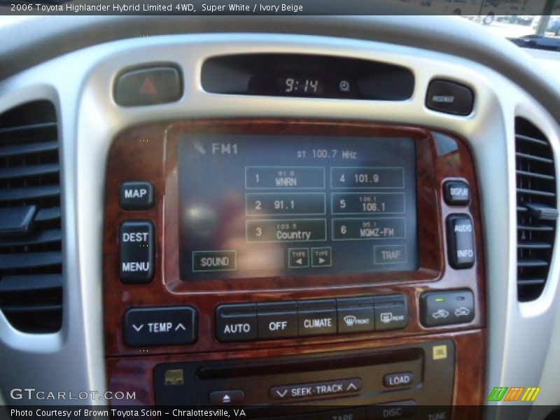 Super White / Ivory Beige 2006 Toyota Highlander Hybrid Limited 4WD