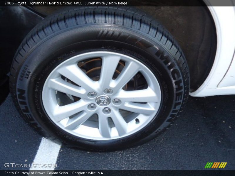 Super White / Ivory Beige 2006 Toyota Highlander Hybrid Limited 4WD