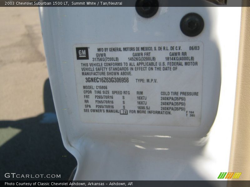 Summit White / Tan/Neutral 2003 Chevrolet Suburban 1500 LT