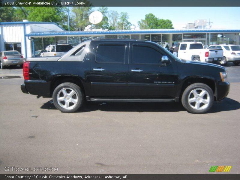 Black / Ebony 2008 Chevrolet Avalanche LTZ