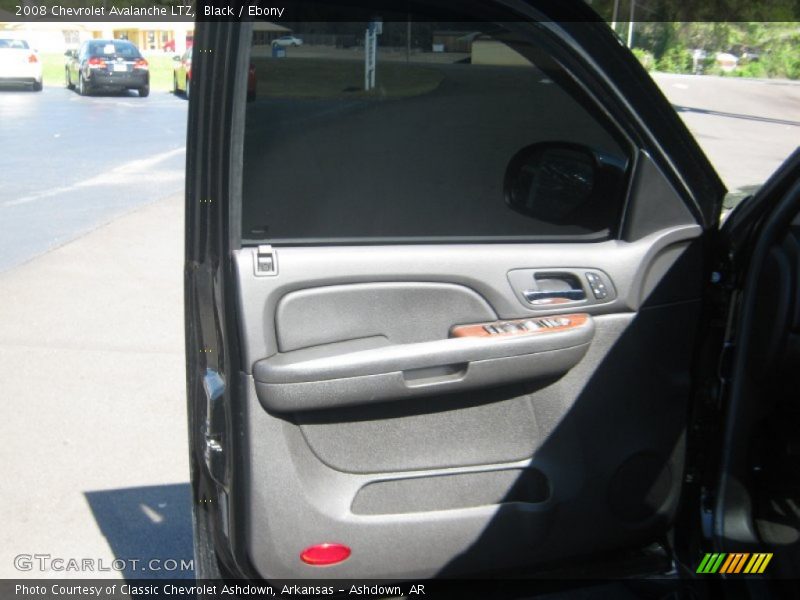 Black / Ebony 2008 Chevrolet Avalanche LTZ