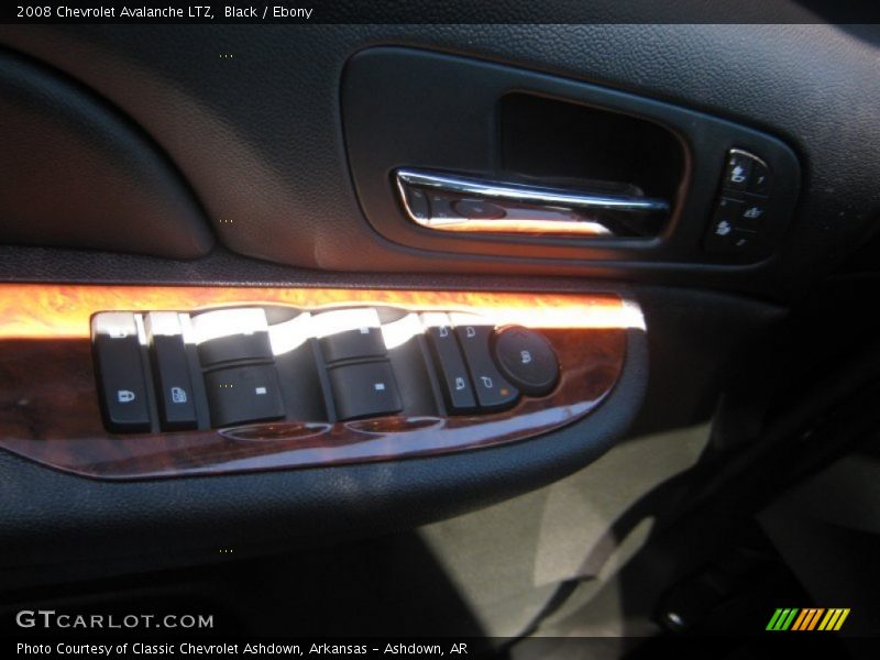 Black / Ebony 2008 Chevrolet Avalanche LTZ