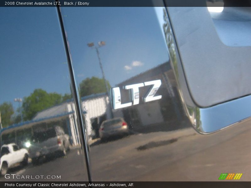 Black / Ebony 2008 Chevrolet Avalanche LTZ