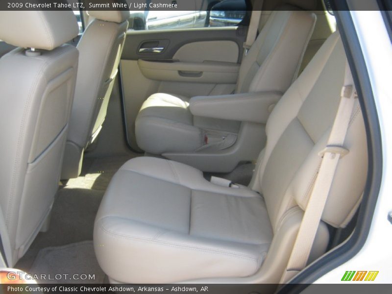 Summit White / Light Cashmere 2009 Chevrolet Tahoe LTZ