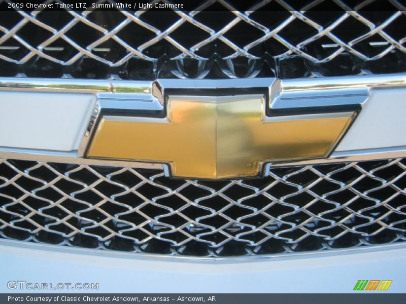 Summit White / Light Cashmere 2009 Chevrolet Tahoe LTZ