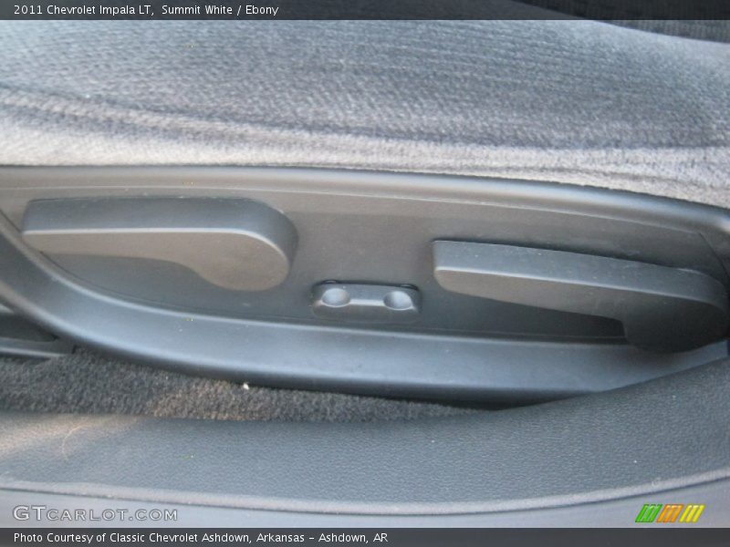 Summit White / Ebony 2011 Chevrolet Impala LT