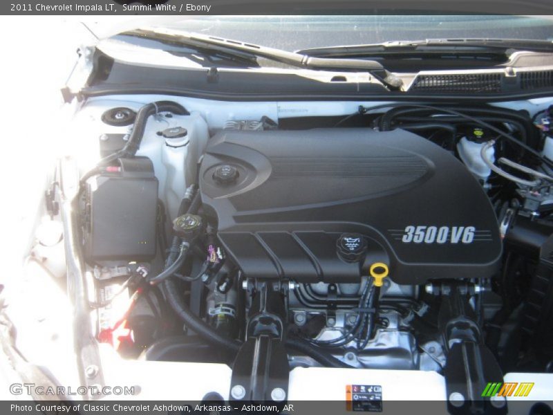 Summit White / Ebony 2011 Chevrolet Impala LT