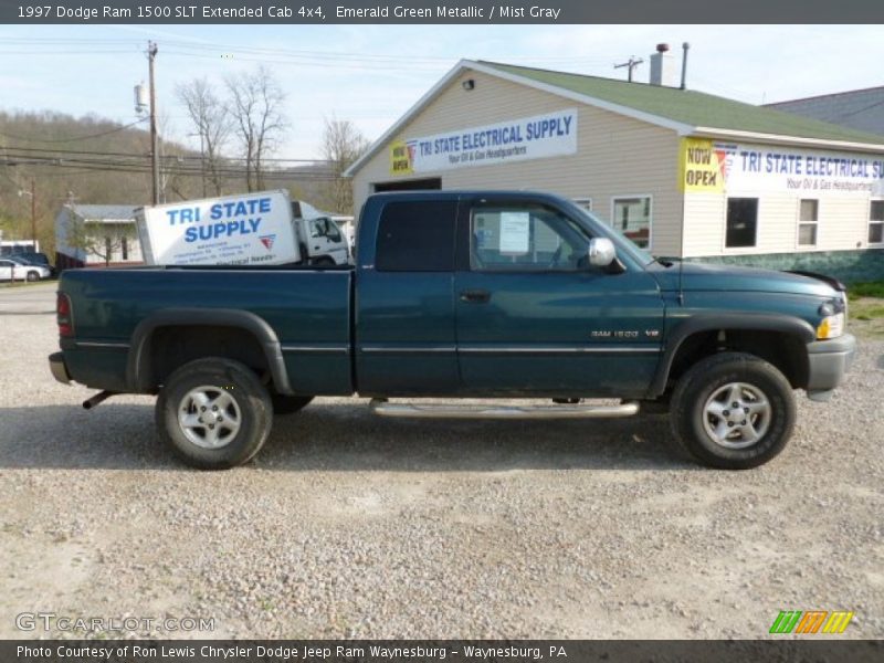 Emerald Green Metallic / Mist Gray 1997 Dodge Ram 1500 SLT Extended Cab 4x4