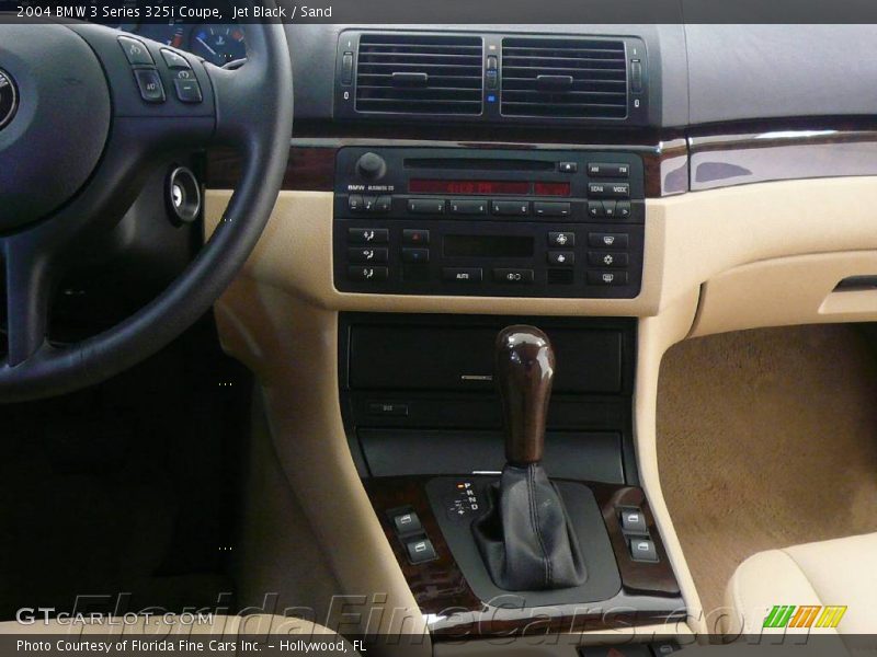 Jet Black / Sand 2004 BMW 3 Series 325i Coupe