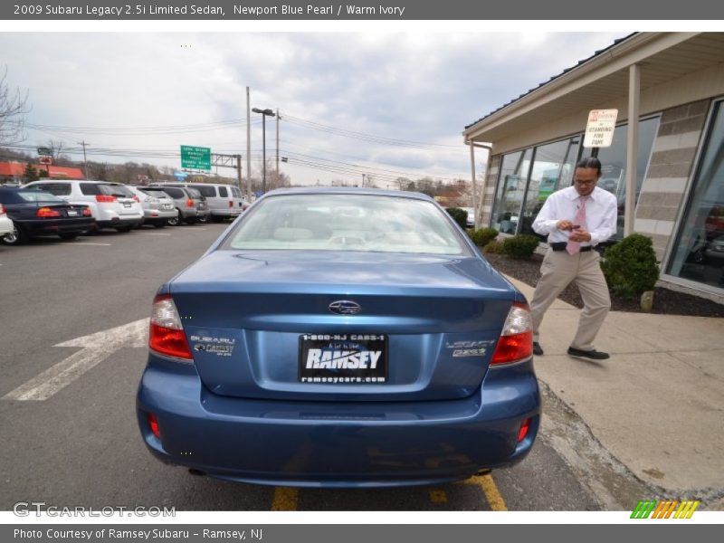 Newport Blue Pearl / Warm Ivory 2009 Subaru Legacy 2.5i Limited Sedan