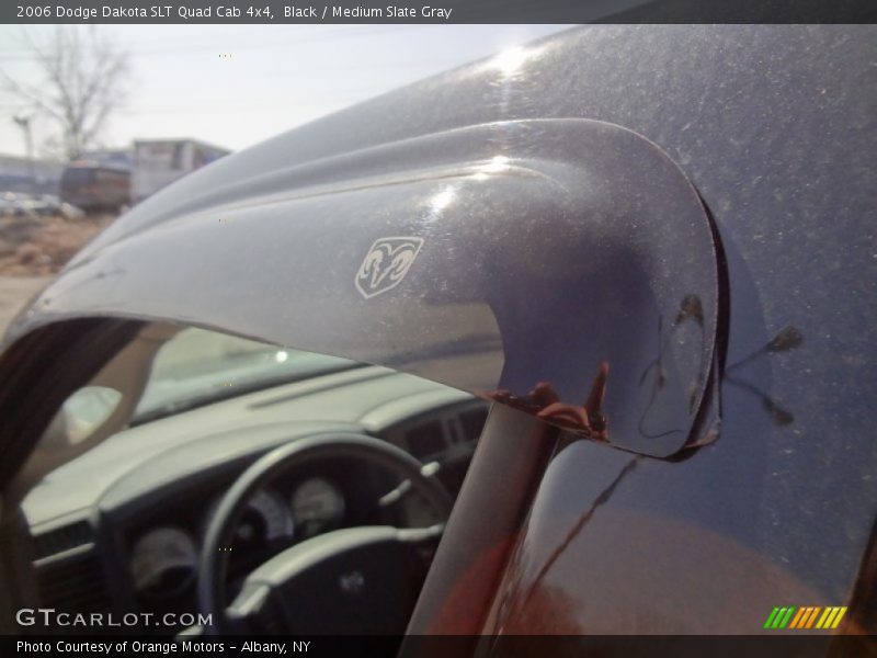 Black / Medium Slate Gray 2006 Dodge Dakota SLT Quad Cab 4x4