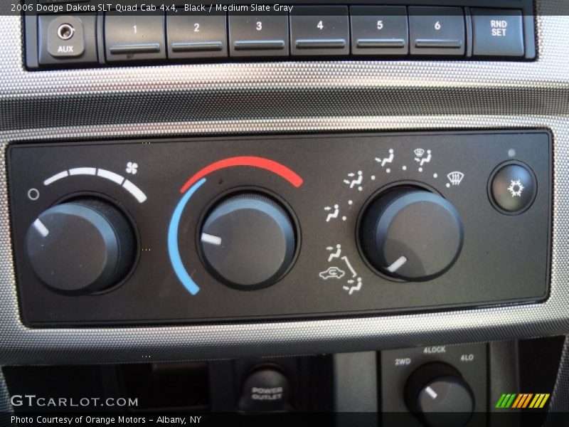 Black / Medium Slate Gray 2006 Dodge Dakota SLT Quad Cab 4x4