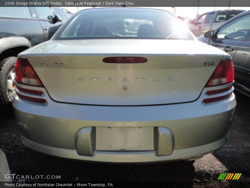 Satin Jade Pearlcoat / Dark Slate Grey 2006 Dodge Stratus SXT Sedan
