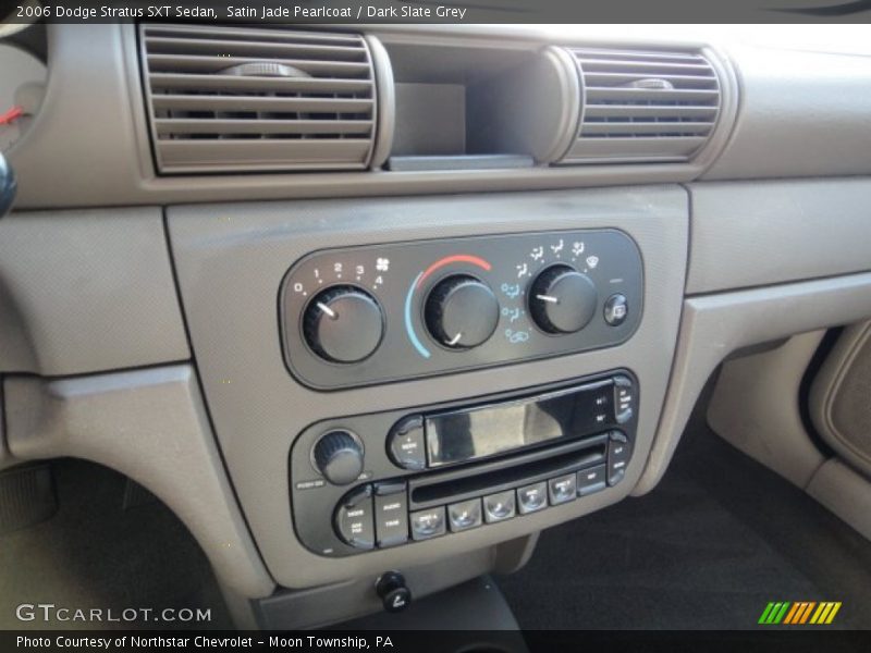 Satin Jade Pearlcoat / Dark Slate Grey 2006 Dodge Stratus SXT Sedan